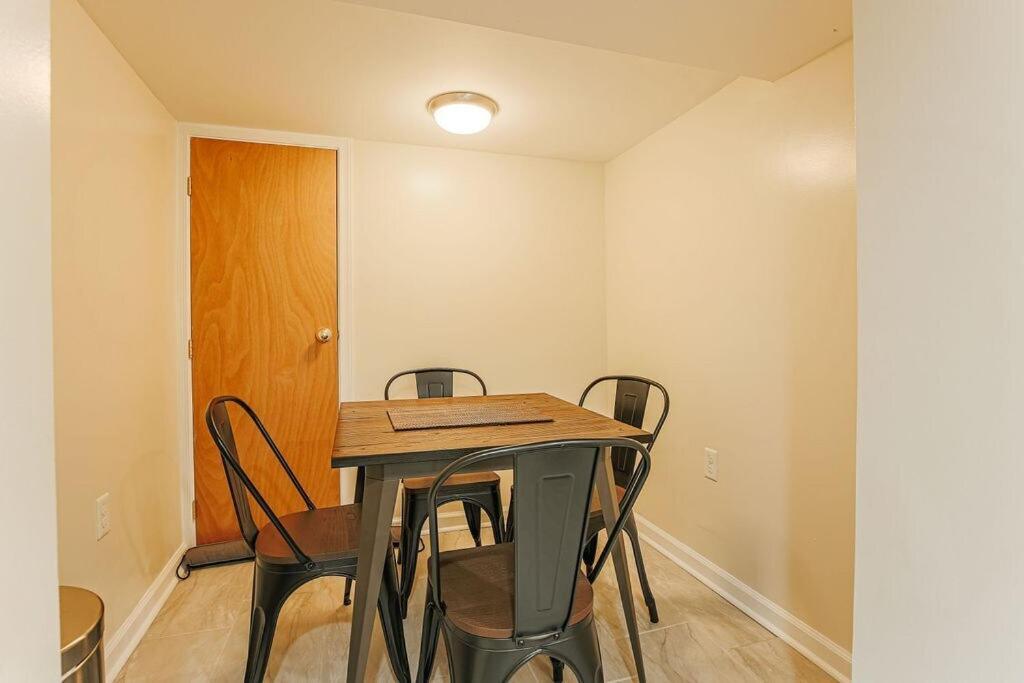 Staunton Underground Apartment Exterior photo